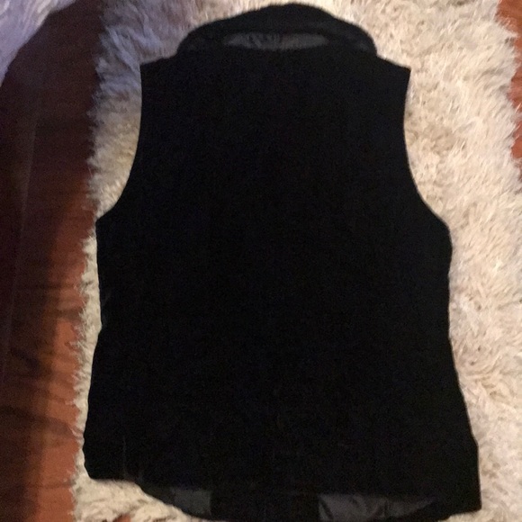 Vest - Picture 2 of 2
